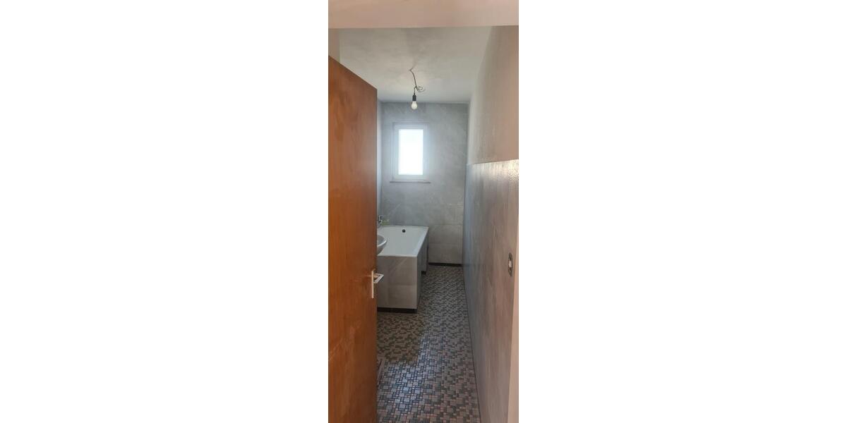 Etagenwohnung Wertheim - 3 Zimmer, 80 m&sup2;, 590&euro; | Angebot:26516803