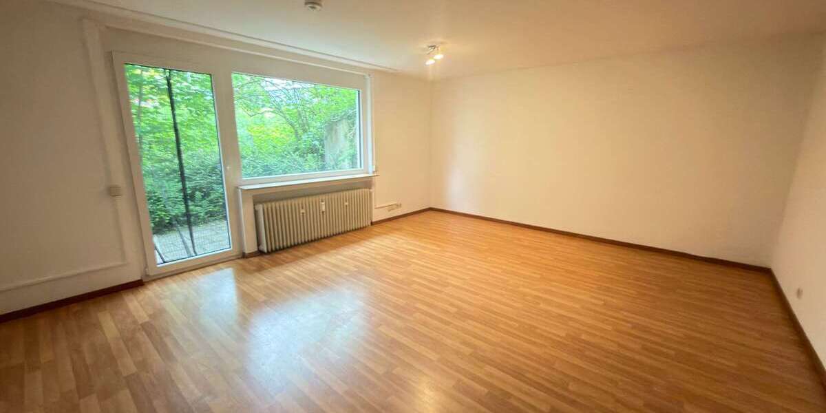 Etagenwohnung Reutlingen - 2 Zimmer, 65 m&sup2;, 730&euro; | Angebot:26662334