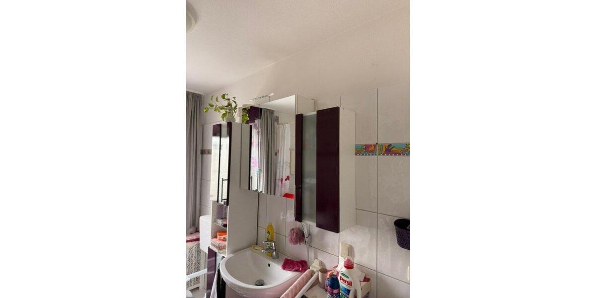 Erdgeschoßwohnung Stadtallendorf - 3 Zimmer, 90 m&sup2;, 1.000&euro; | Angebot:26636082