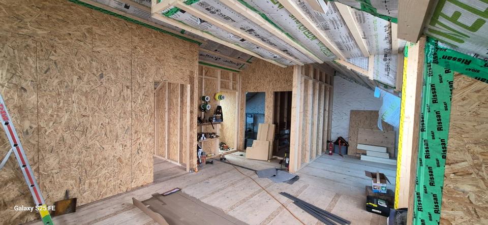 Dachgeschoßwohnung Reutlingen Altenburg - 2.5 Zimmer, 60 m&sup2;, 890&euro; | Angebot:24690438