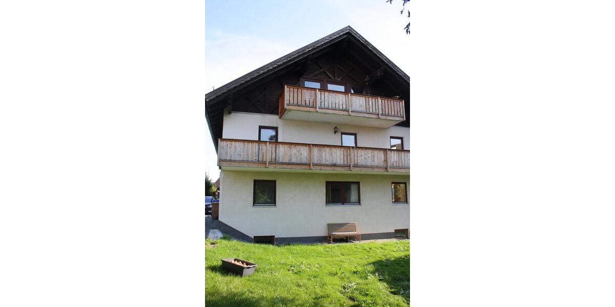 Dachgeschoßwohnung Patersdorf - 5 Zimmer, 140 m&sup2;, 770&euro; | Angebot:24495165