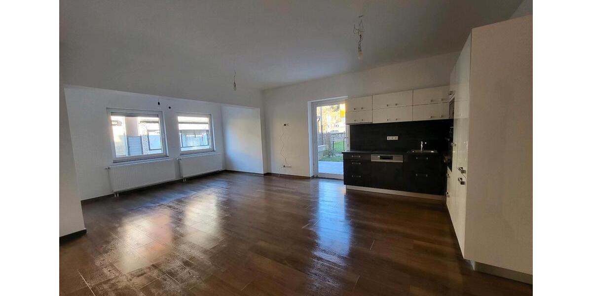 Erdgeschoßwohnung Calw - 3 Zimmer, 90 m&sup2;, 1.450&euro; | Angebot:24682164