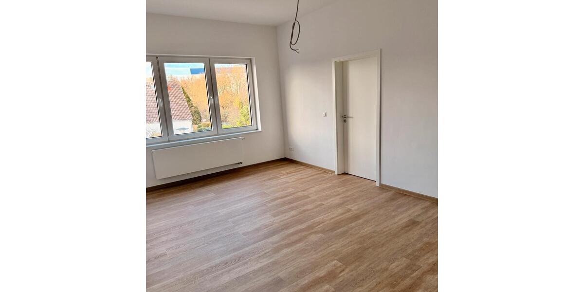 Etagenwohnung Rostock Groß-Klein - 3 Zimmer, 83 m&sup2;, 1.200&euro; | Angebot:25319262