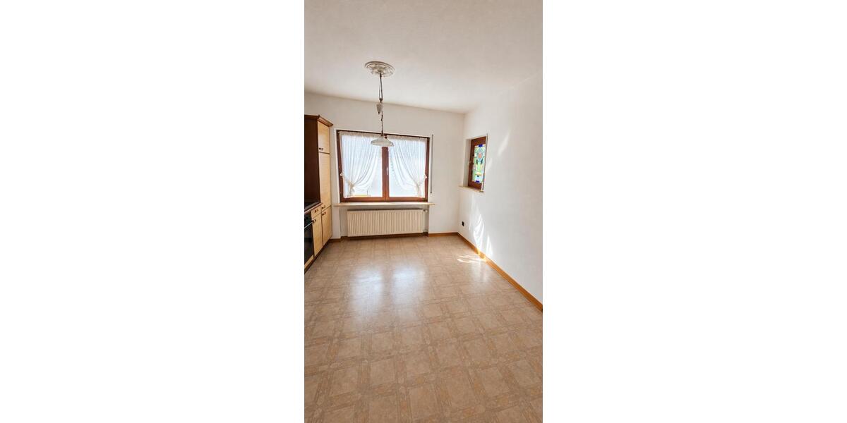 Etagenwohnung Bitburg - 1 Zimmer, 79 m&sup2;, 650&euro; | Angebot:26705944
