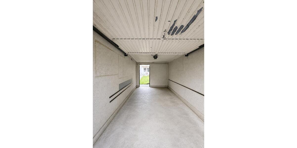 Reihenhaus Gröbenzell - 6 Zimmer, 145 m&sup2;, 2.800&euro; | Angebot:26682508