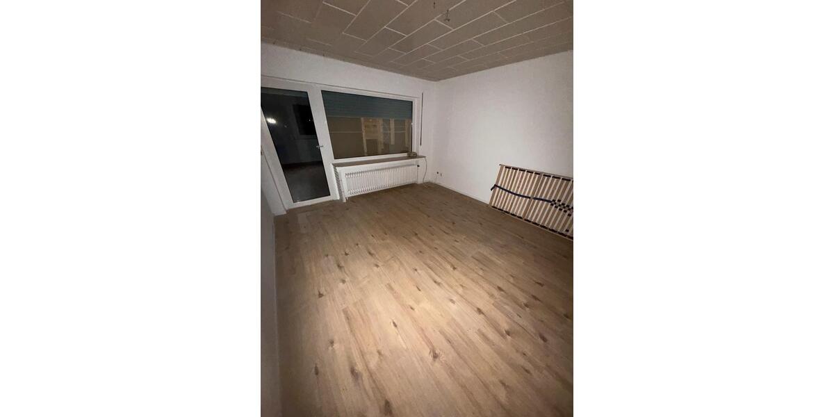 Etagenwohnung Gelsenkirchen Gelsenkirchen-Nord - 4 Zimmer, 95 m&sup2;, 1.500&euro; | Angebot:26105521