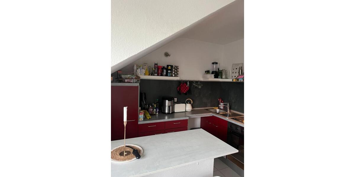 Dachgeschoßwohnung Mönchengladbach Süd - 2 Zimmer, 35 m&sup2;, 510&euro; | Angebot:26485657
