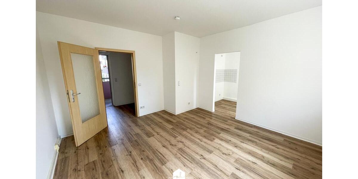 Dachgeschoßwohnung Gera - 1 Zimmer, 36 m&sup2;, 285&euro; | Angebot:26262236