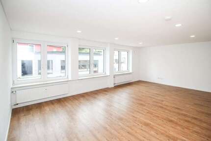 Wohnung Oberndorf - 2 Zimmer, 65 m&sup2;, 630&euro; | Angebot:27018153