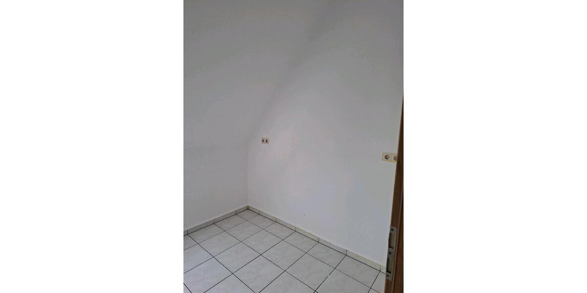 Dachgeschoßwohnung Krackow - 3 Zimmer, 53 m&sup2;, 290&euro; | Angebot:25513143