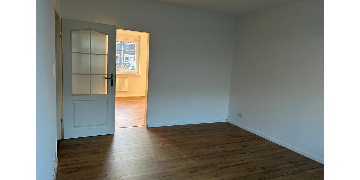 Zu Vermieten: 3-Zimmer-Wohnung mit EBK in RönnebeckFarge 3 zimmer