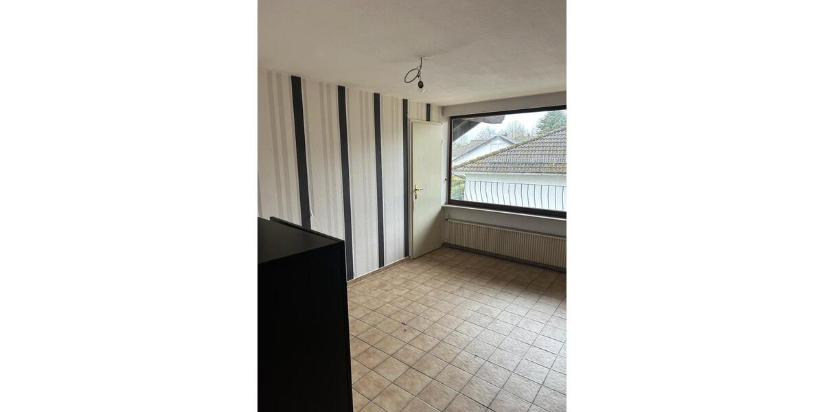 Dachgeschoßwohnung Weilburg - 2.5 Zimmer, 75 m&sup2;, 950&euro; | Angebot:24867349