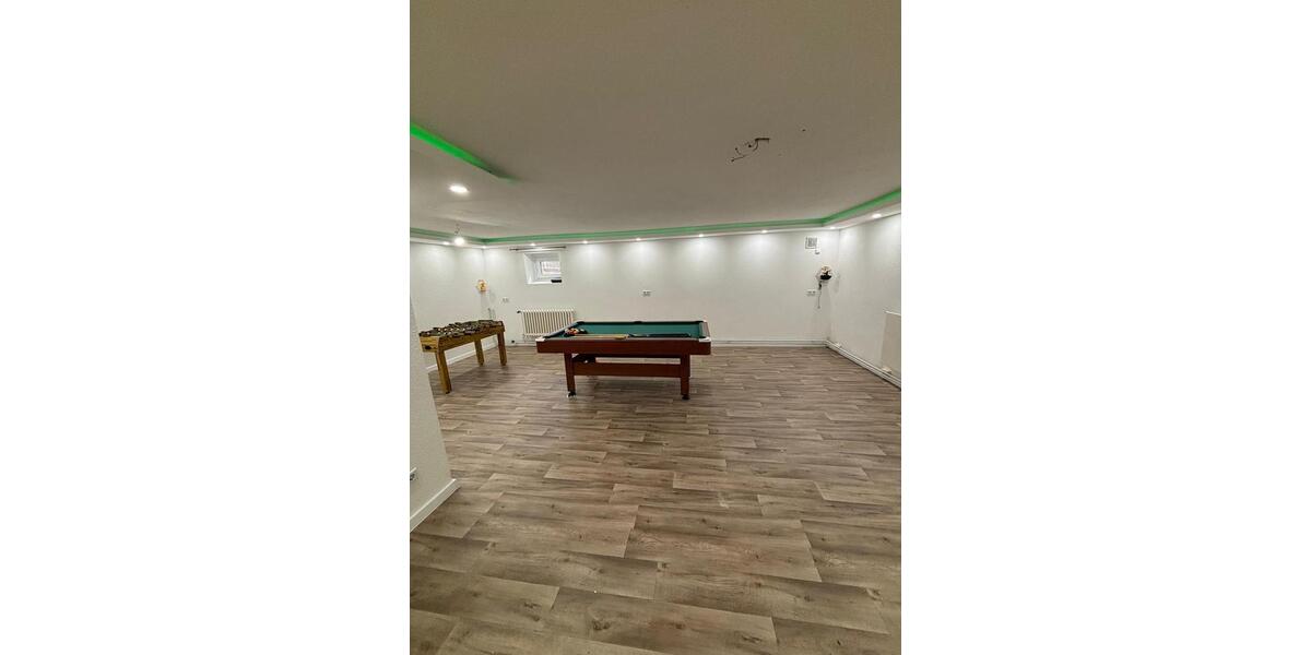 Einfamilienhaus Hameln Kernstadt - 8 Zimmer, 216 m&sup2;, 1.890&euro; | Angebot:26056469
