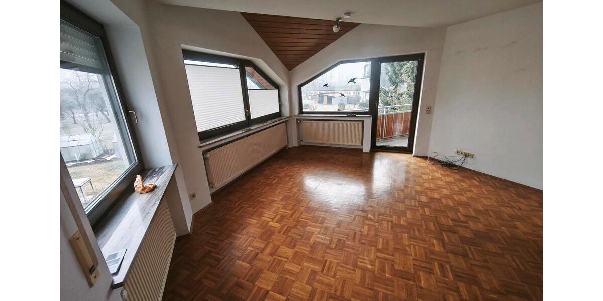Etagenwohnung Günzburg - 3.5 Zimmer, 120 m&sup2;, 1.300&euro; | Angebot:24592928