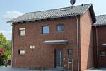 Erstbezug eines neuen EFH mit Garten, Solar, Speicher und Wallbox zimmer