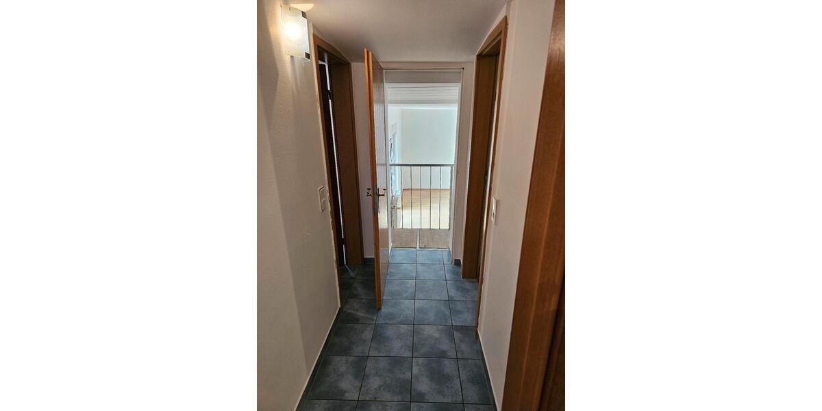 Etagenwohnung Worms - 3 Zimmer, 80 m&sup2;, 790&euro; | Angebot:25017505