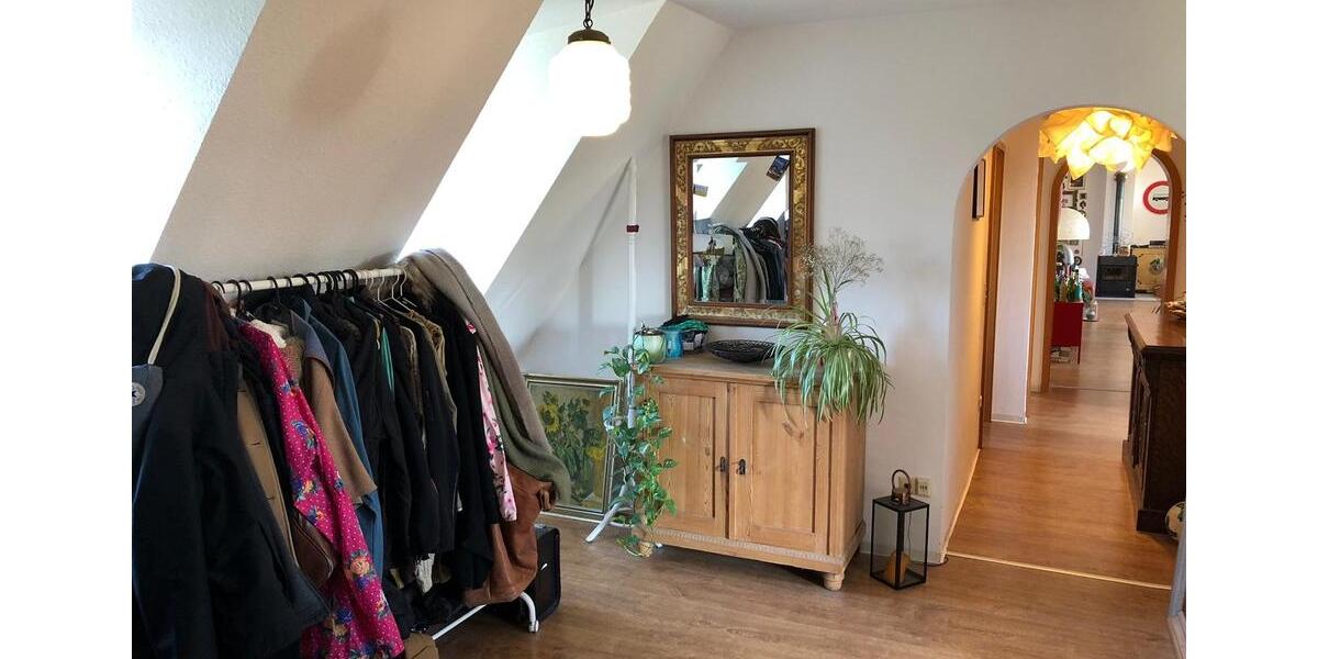 Dachgeschoßwohnung Hilpoltstein - 3 Zimmer, 86 m&sup2;, 825&euro; | Angebot:25960591