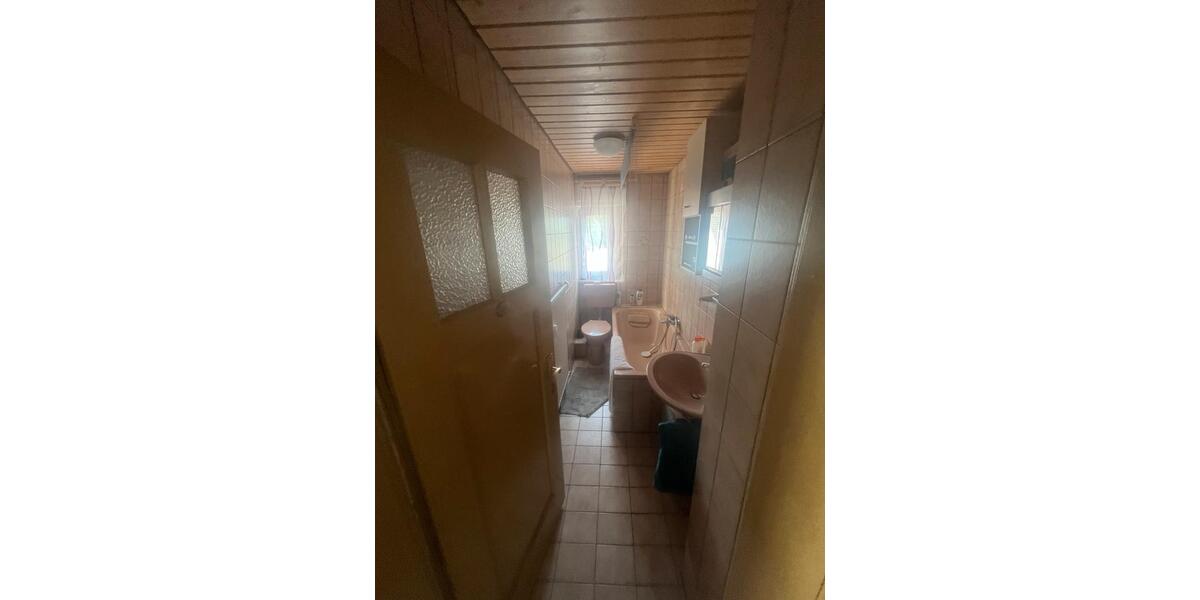 Dachgeschoßwohnung Hösbach - 3 Zimmer, 52 m&sup2;, 600&euro; | Angebot:26606093