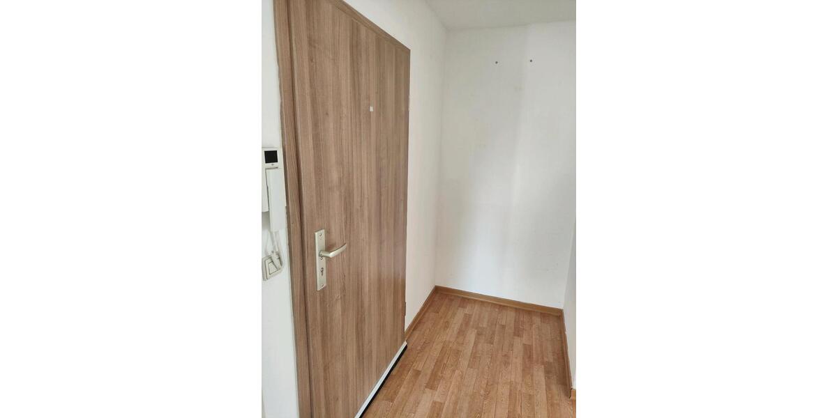 Dachgeschoßwohnung Luckenwalde - 3 Zimmer, 64 m&sup2;, 620&euro; | Angebot:25267352