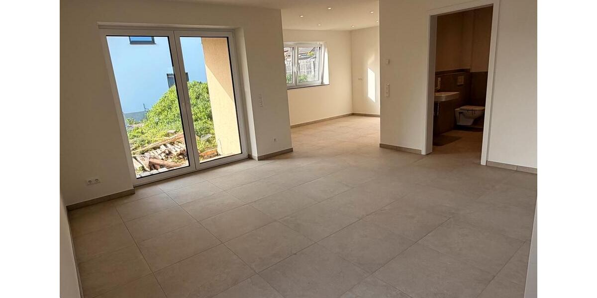 Erdgeschoßwohnung Zülpich - 3 Zimmer, 80 m&sup2;, 1.035&euro; | Angebot:26374089