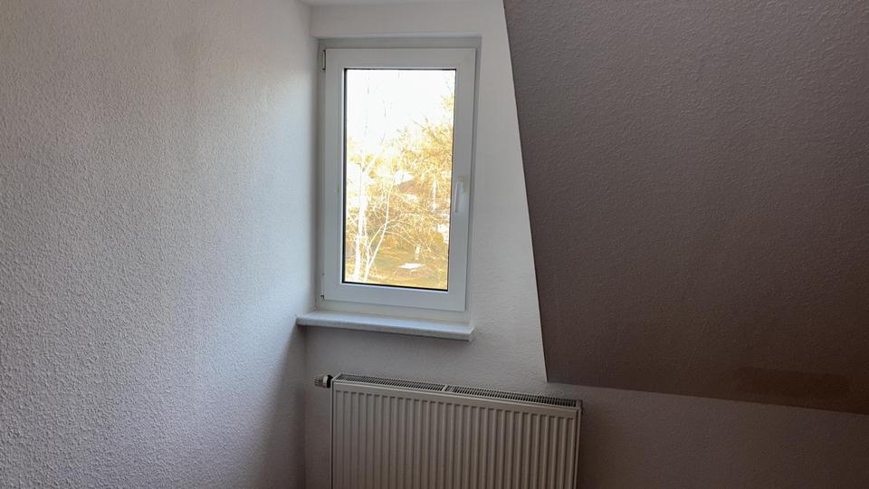 Dachgeschoßwohnung Breitungen/Werra Werra - 3 Zimmer, 60 m&sup2;, 450&euro; | Angebot:25083836