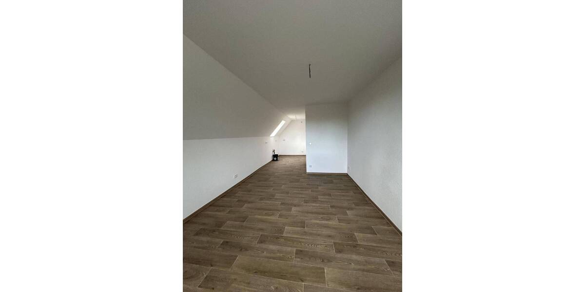 Etagenwohnung Naundorf Hof - 3 Zimmer, 56 m&sup2;, 390&euro; | Angebot:26346934