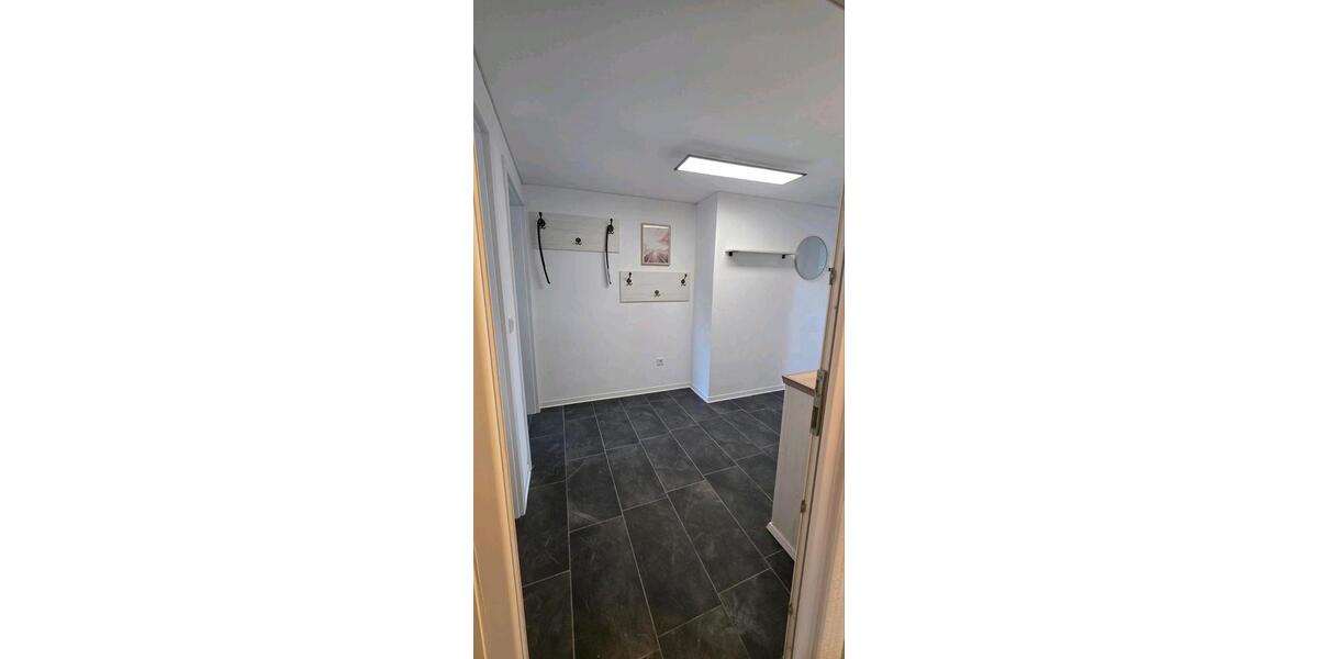 Dachgeschoßwohnung Burbach - 2 Zimmer, 76 m&sup2;, 900&euro; | Angebot:26305511