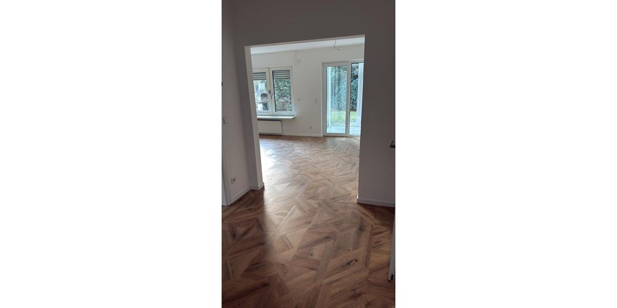 Erdgeschoßwohnung Friedberg (Hessen) - 3 Zimmer, 90 m&sup2;, 1.350&euro; | Angebot:24672546
