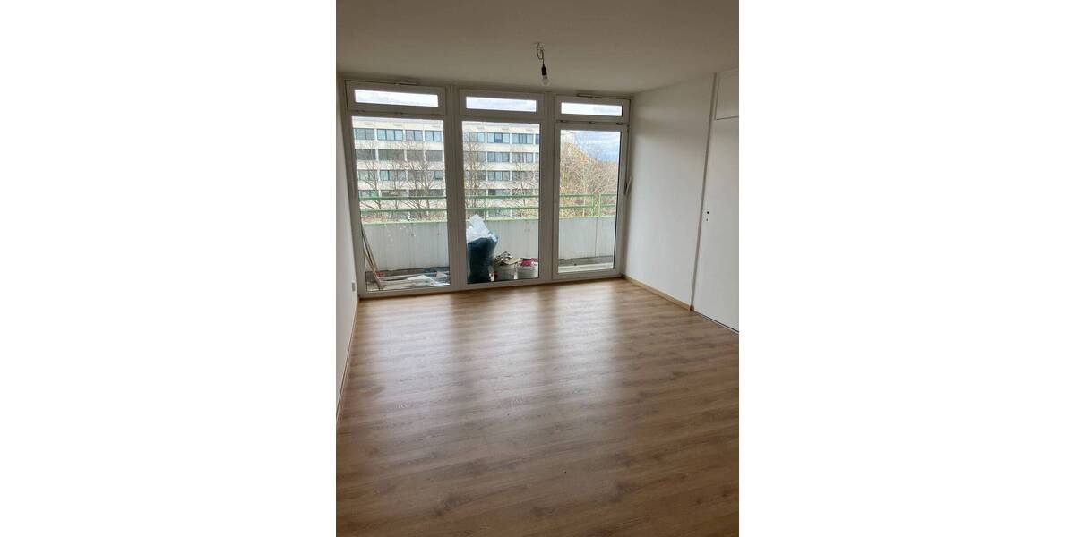 Etagenwohnung München Bogenhausen - 4 Zimmer, 89 m&sup2;, 1.950&euro; | Angebot:26154518