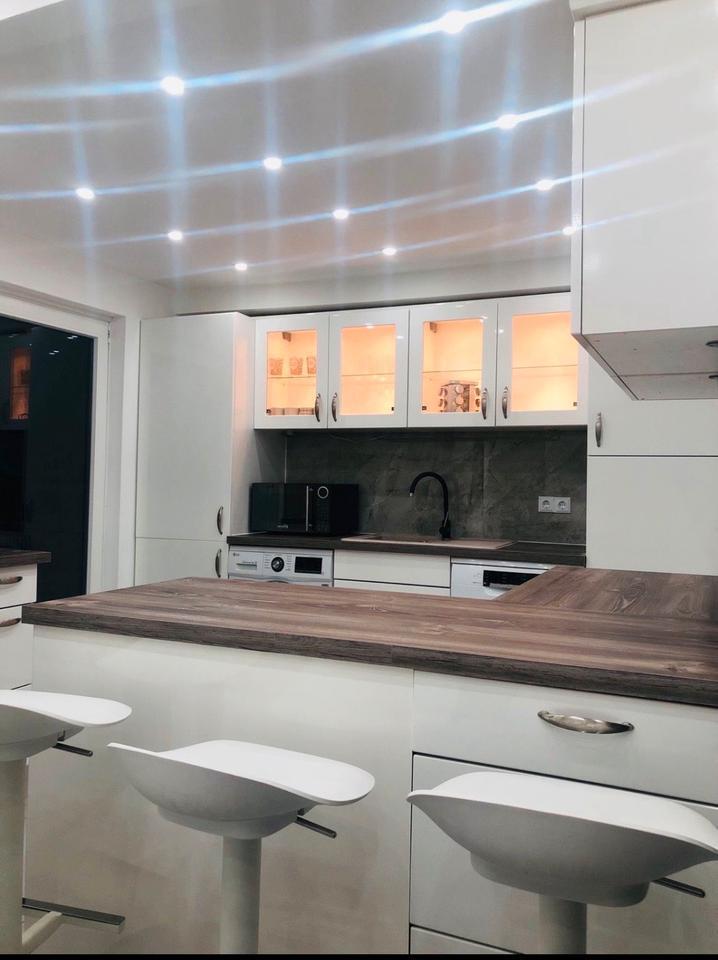 Moderne eingerichtetes WG Zimmer zimmer
