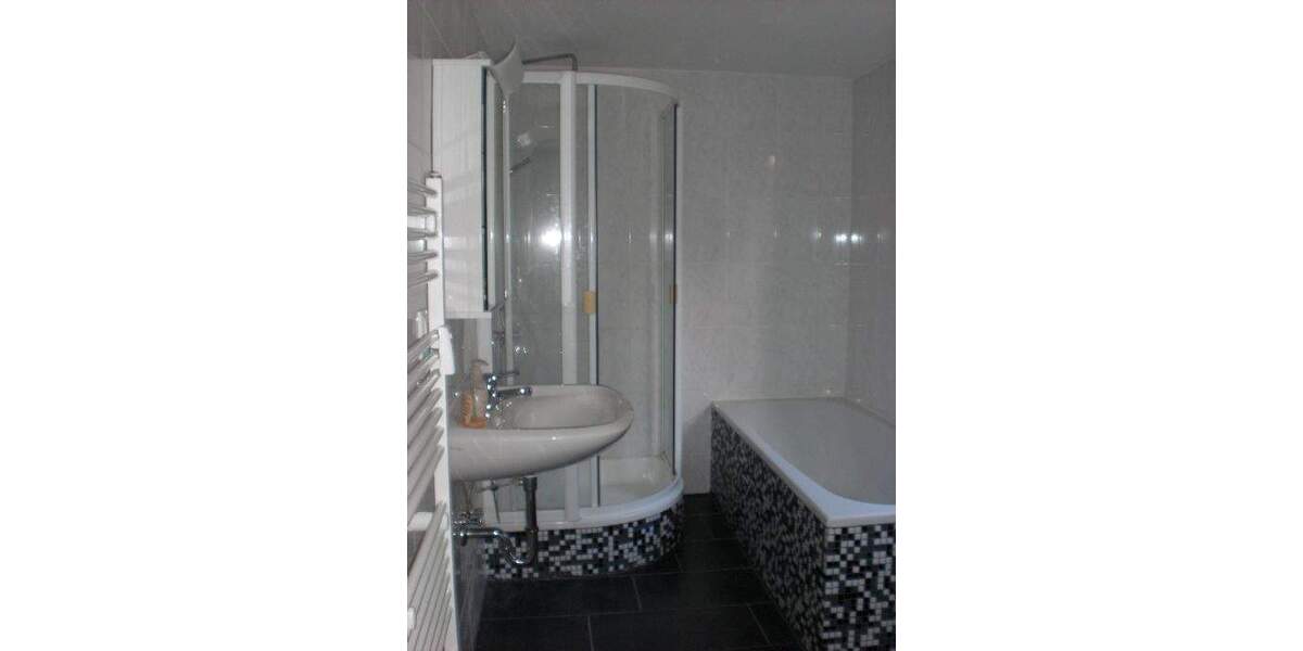 Etagenwohnung Frickenhausen a.Main Markt Frickenhausen am Main - 3 Zimmer, 95 m&sup2;, 950&euro; | Angebot:24515570