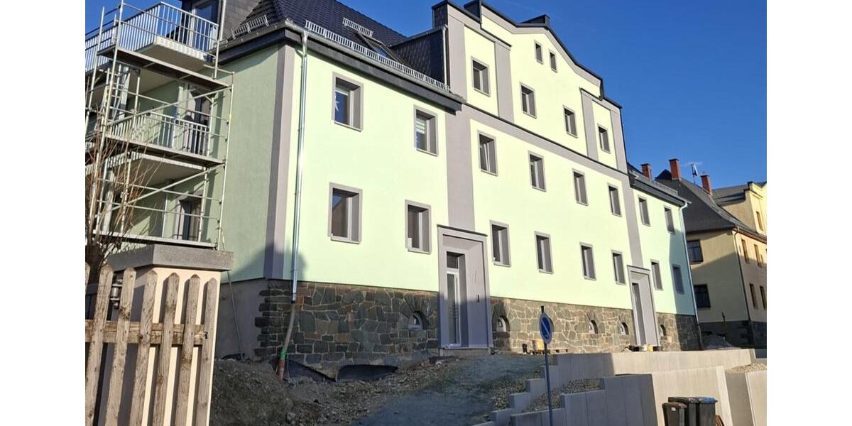 Luxuriöser Erstbezug: 5-Zimmer-Wohnung mit Balkon in Mylau 5 zimmer