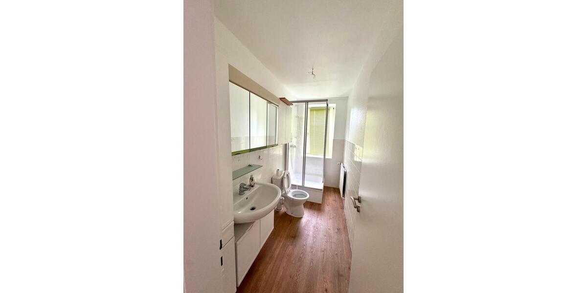 Etagenwohnung Celle - 2 Zimmer, 70 m&sup2;, 700&euro; | Angebot:26679162