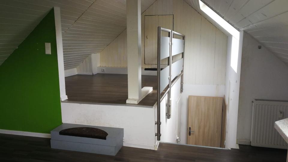 Dachgeschoßwohnung Weyerbusch - 1 Zimmer, 30 m&sup2;, 220&euro; | Angebot:25431724