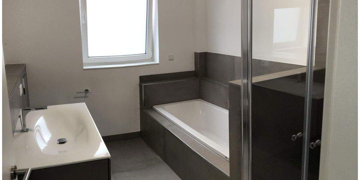 Reihenmittelhaus Grünstadt - 6 Zimmer, 145 m&sup2;, 1.870&euro; | Angebot:25806706