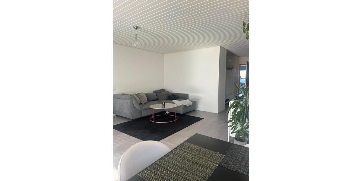 Dachgeschoßwohnung Grenzach-Wyhlen Wyhlen - 3 Zimmer, 83 m&sup2;, 1.200&euro; | Angebot:26241674