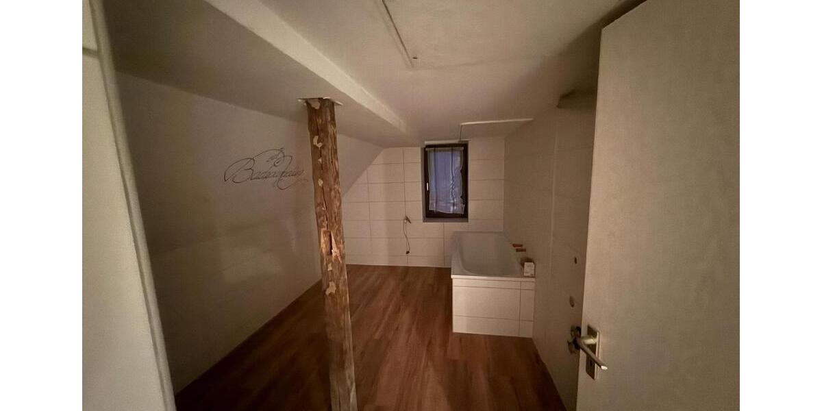 Maisonettenwohnung Extertal - 3 Zimmer, 90 m&sup2;, 420&euro; | Angebot:25341176