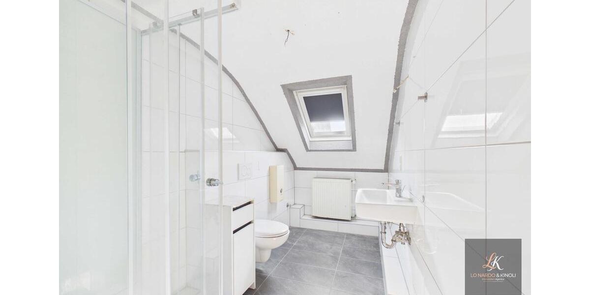 Dachgeschoßwohnung Völklingen - 3 Zimmer, 54 m&sup2;, 600&euro; | Angebot:26706134