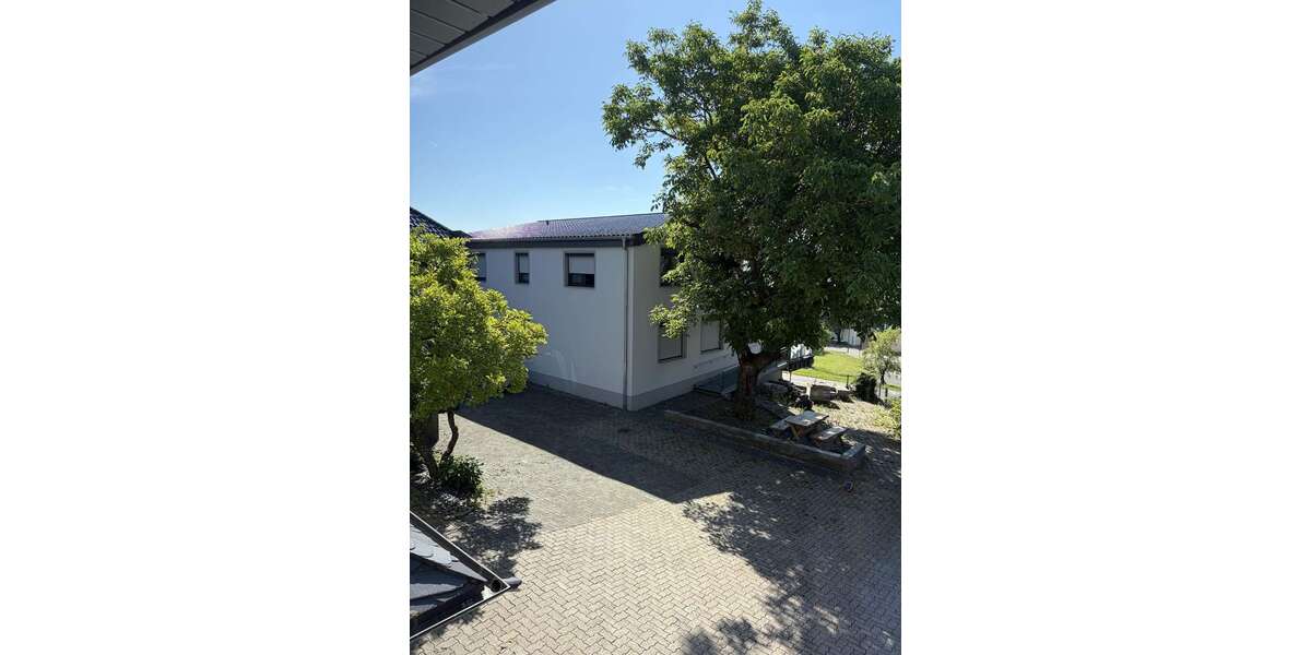Etagenwohnung Oberlauch - 3 Zimmer, 85 m&sup2;, 700&euro; | Angebot:26928789