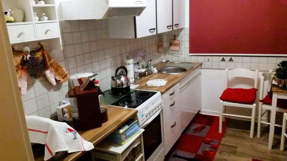 ### charmante 2 Zi. Wohnung mit Küche und Balkon ###