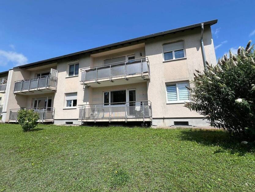 Top-Gelegenheit! Gepflegte 2 Zimmer Wohnung mit Einbauküche in Bad Sobernheim zu vermieten.