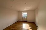 Etagenwohnung Wiesbaden Biebrich - 2 Zimmer, 45 m&sup2;, 880&euro; | Angebot:26506878