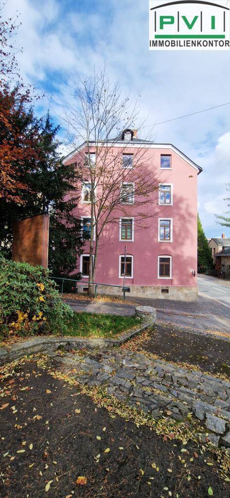 Großzügige 4-Zimmer-Altbauwohnung in der Schwarzenberger Altstadt 4 zimmer