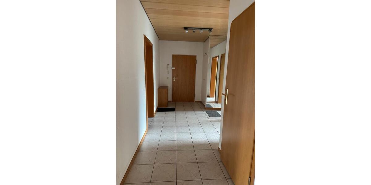 Etagenwohnung Leverkusen Schlebusch - 3 Zimmer, 85 m&sup2;, 1.570&euro; | Angebot:26577501
