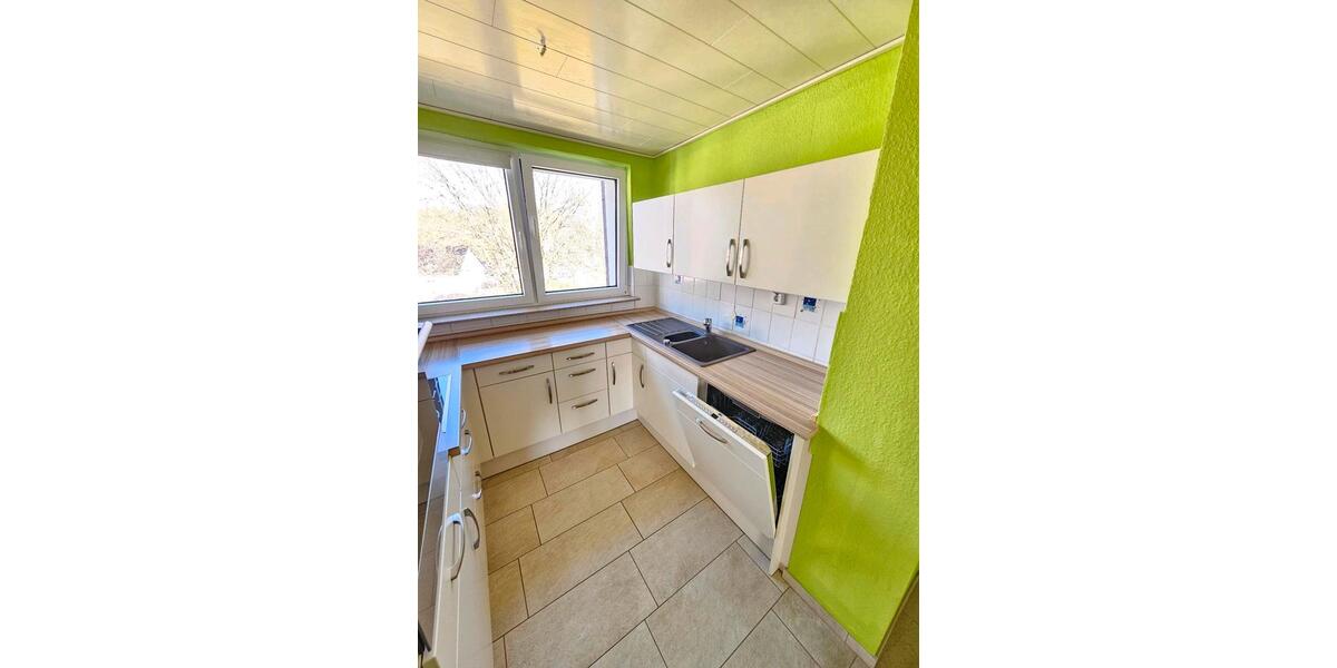 Etagenwohnung Bergneustadt - 3 Zimmer, 77 m&sup2;, 700&euro; | Angebot:26618880