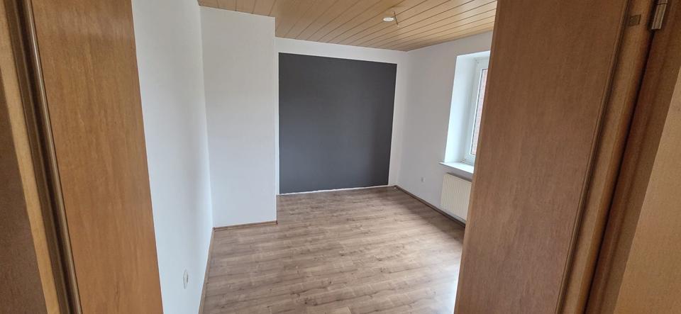 Etagenwohnung Nübel - 3 Zimmer, 75 m&sup2;, 900&euro; | Angebot:26237326