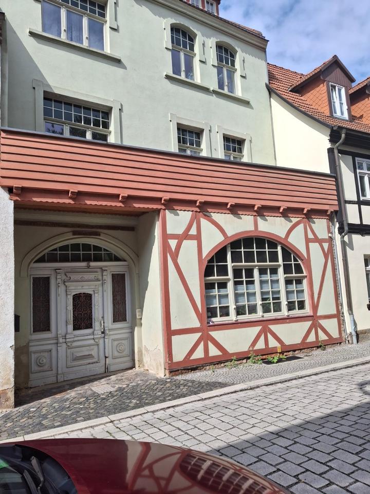 Schöne 2-Raum Wohnung Top Lage in Aschersleben zu vermieten