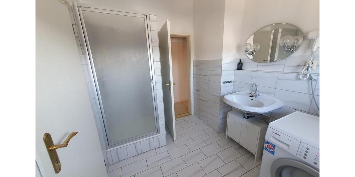 Wohnen auf Zeit Schwerin Friedrichsthal - 4 Zimmer, 85 m&sup2;, 30&euro; | Angebot:14034713