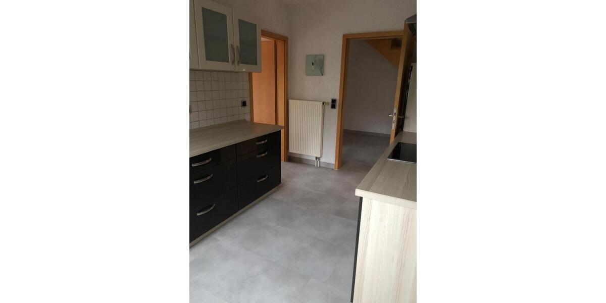 Etagenwohnung Balzhausen - 4 Zimmer, 110 m&sup2;, 970&euro; | Angebot:26413787
