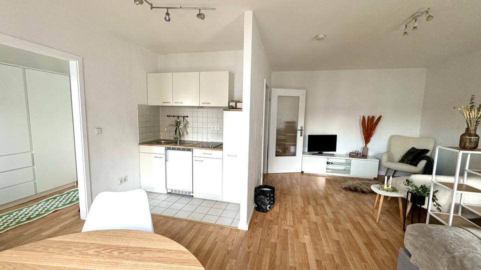 Etagenwohnung Wiesbaden Biebrich - 1.5 Zimmer, 39 m&sup2;, 900&euro; | Angebot:26442083